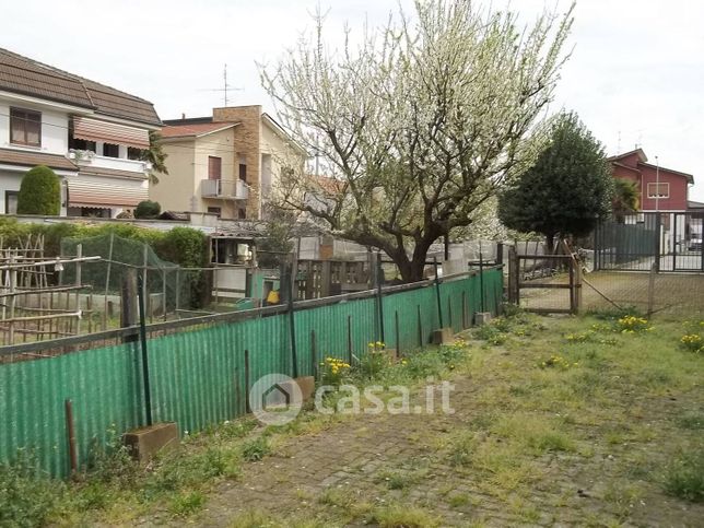 Terreno agricolo in commerciale in Via Verra