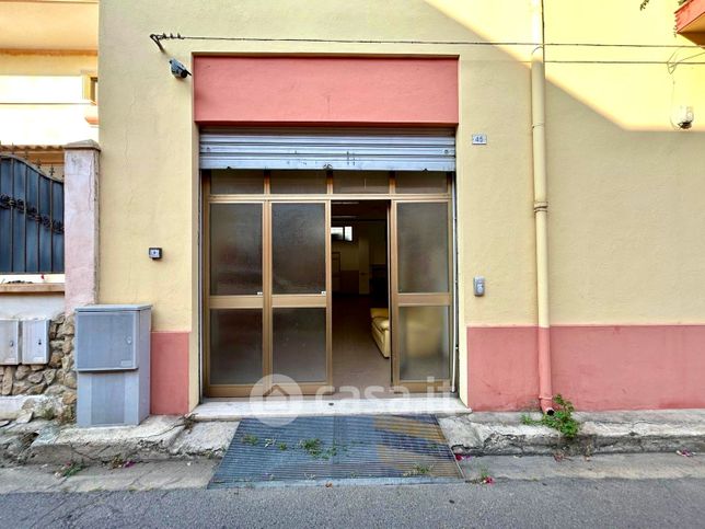 Ufficio in commerciale in Via Rivoli