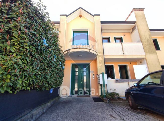 Appartamento in residenziale in Via del Mas 26