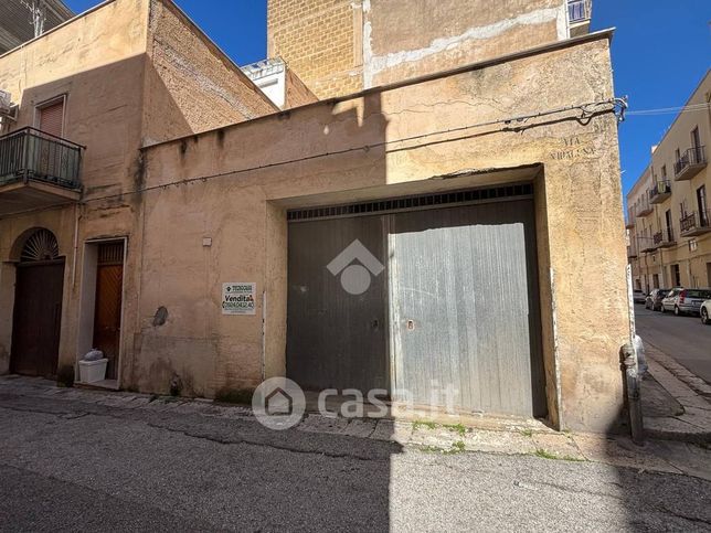 Casa indipendente in residenziale in Via Siracusa 5