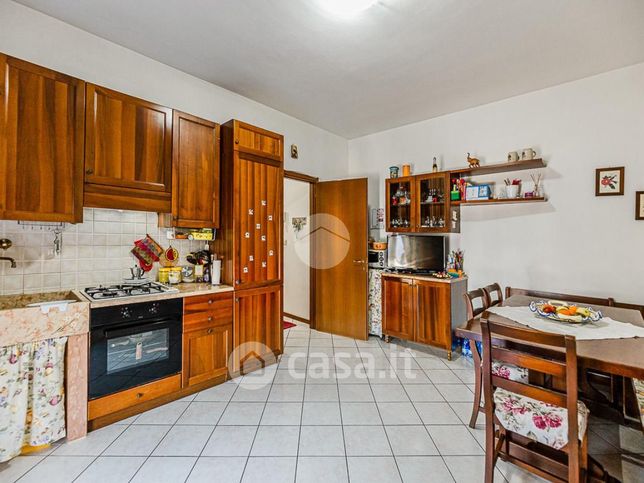 Appartamento in residenziale in Via Dott. F. Garofoli 157