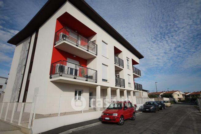 Appartamento in residenziale in Via Lamarmora 41