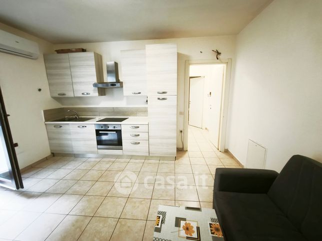 Appartamento in residenziale in Via Due Fonti 86