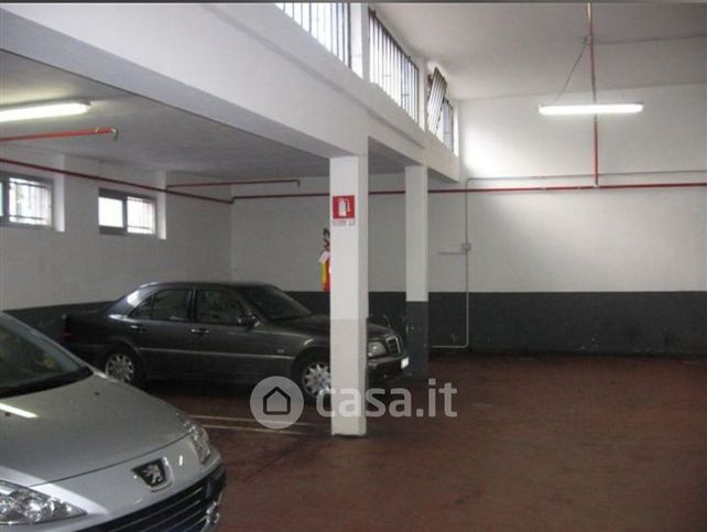Box/posto auto in residenziale in Via Celesia