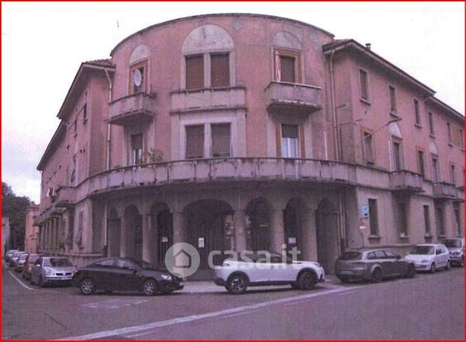 Appartamento in residenziale in Via A. Manzoni 67