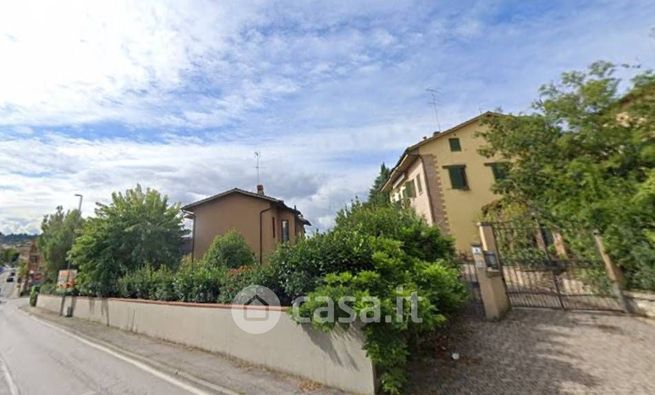 Casa bi/trifamiliare in residenziale in Via delle Pancole