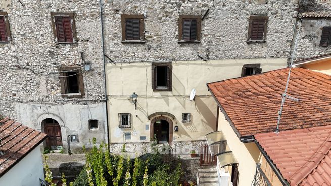 Casa indipendente in residenziale in Via Cappella