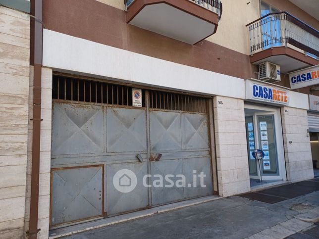 Box/posto auto in residenziale in Via Giovanni Casalino 165