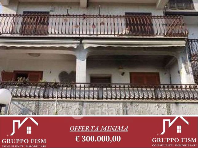 Appartamento in residenziale in Via delle Lucarie 83