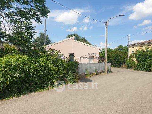 Casa indipendente in residenziale in Mirandola