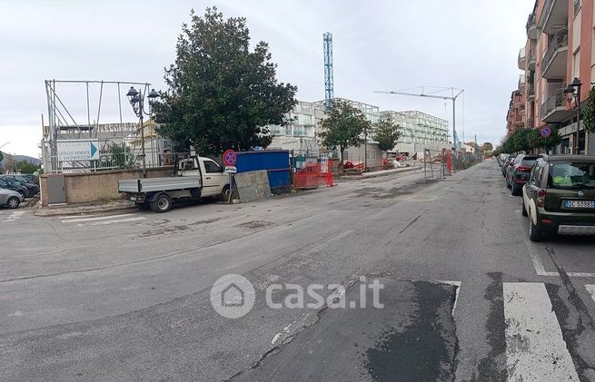 Box/posto auto in residenziale in Via Dalmazia 186