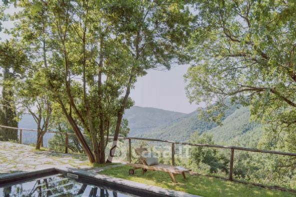 Rustico/casale in residenziale in 