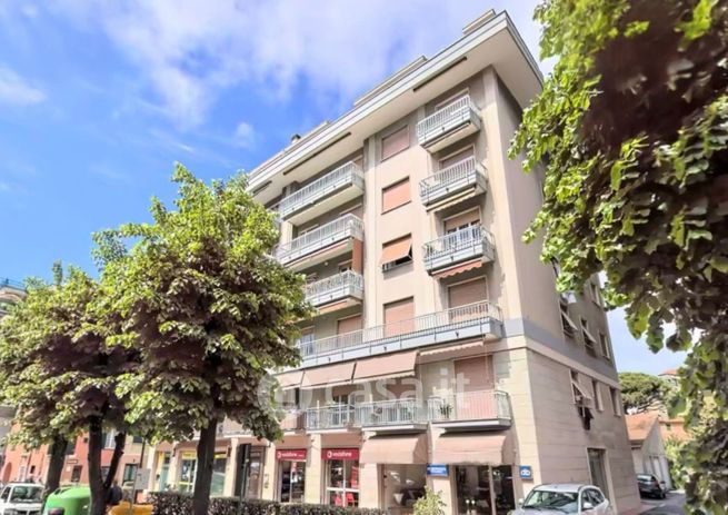 Appartamento in residenziale in Viale Enrico Millo