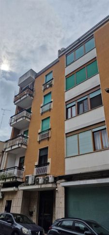 Appartamento in residenziale in Via Lombardia 6