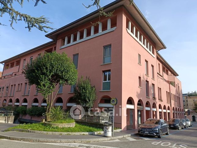 Appartamento in residenziale in Piazza R. Achilli 2