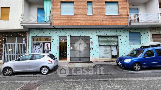 Garage/posto auto in residenziale in Via Gabriele D'Annunzio 33