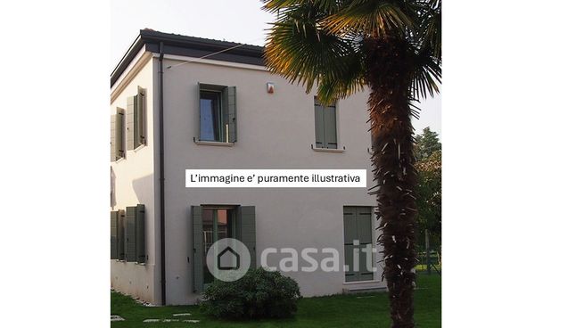 Casa indipendente in residenziale in Monticella