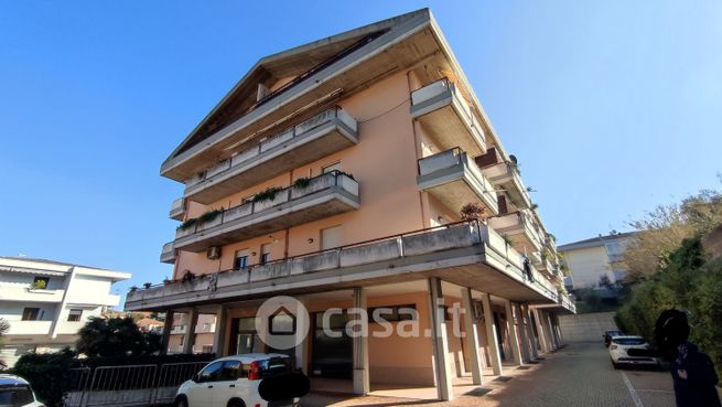 Appartamento in residenziale in Via Roma 108