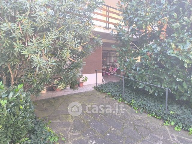 Casa indipendente in residenziale in Via Vega