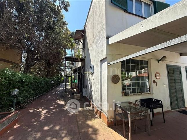 Villa in residenziale in Via Ceriale