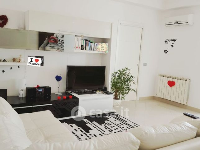 Appartamento in residenziale in Viale Alessandrino 633