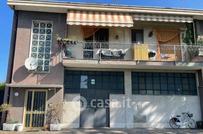 Appartamento in residenziale in Via E. Borgazzi 54