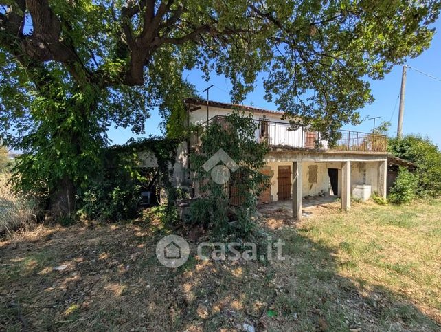 Casa indipendente in residenziale in Via Raibano 5