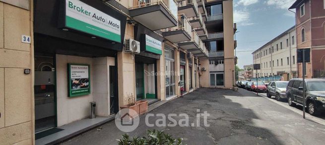 Negozio/locale commerciale in commerciale in 