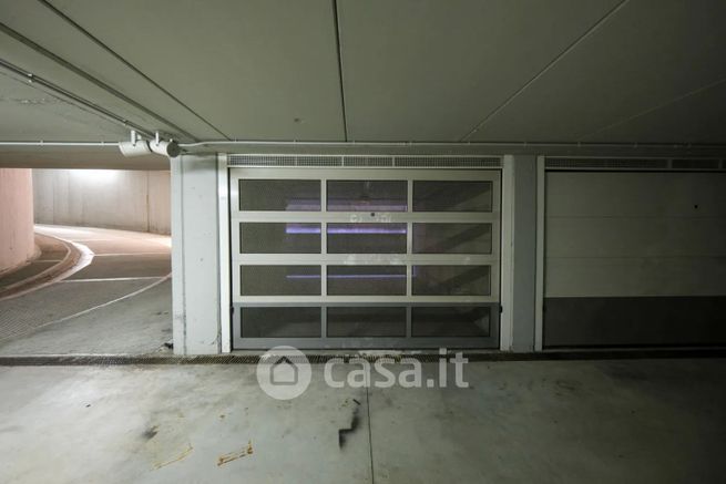 Box/posto auto in residenziale in Via Gaffurio 36