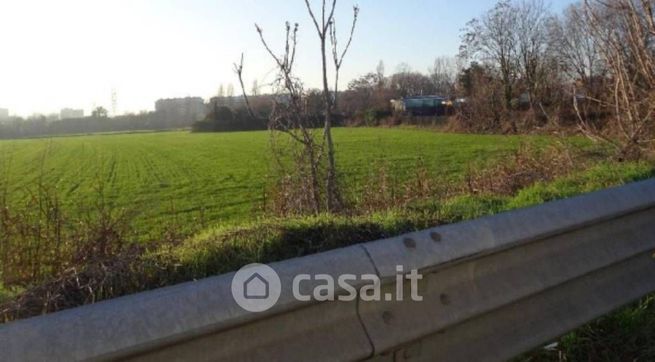 Terreno agricolo in commerciale in Via Campazzino