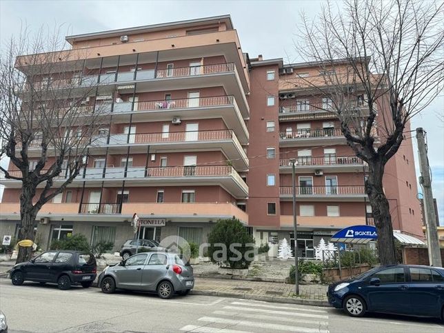 Appartamento in residenziale in Via Vincenzo Bellini 2