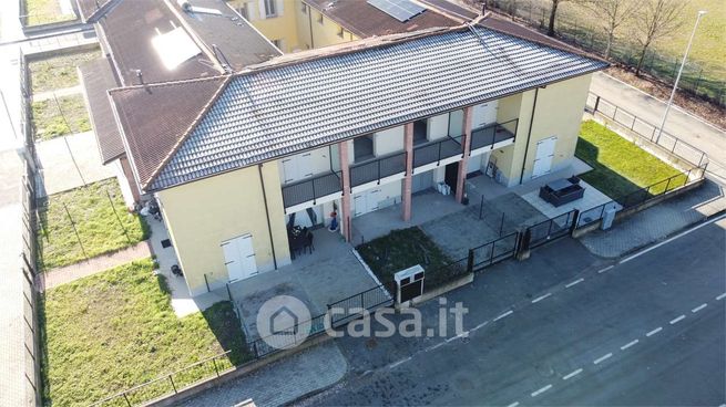 Villetta a schiera in residenziale in Strada Provinciale 11