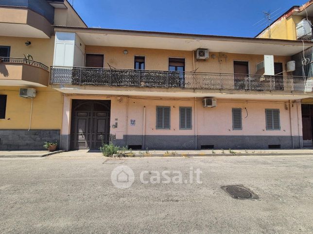 Casa indipendente in residenziale in