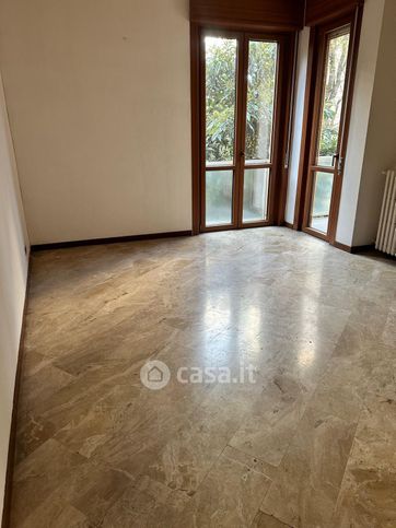 Appartamento in residenziale in Via Luigi Zucca 8