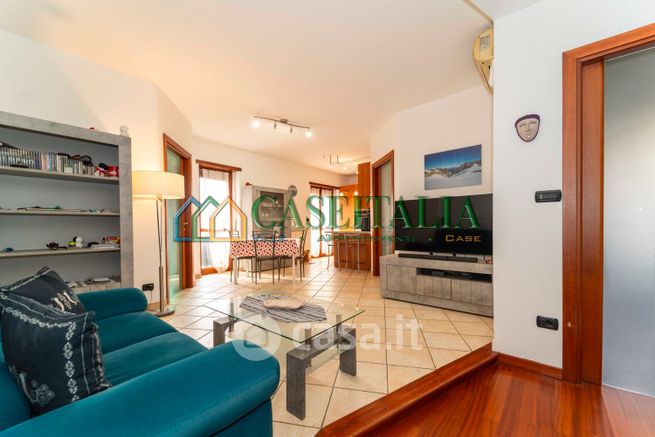 Appartamento in residenziale in Via Don L. Balbiano 11