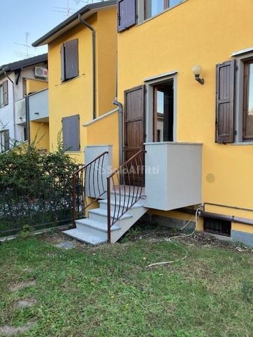 Villetta a schiera in residenziale in Via Aldo Moro 10
