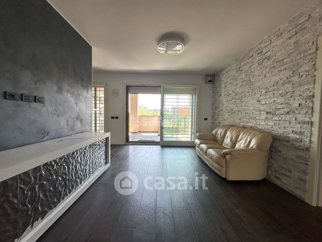 Appartamento in residenziale in Via Gargano 44