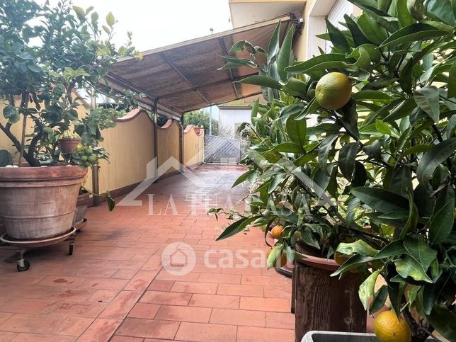 Villa in residenziale in 