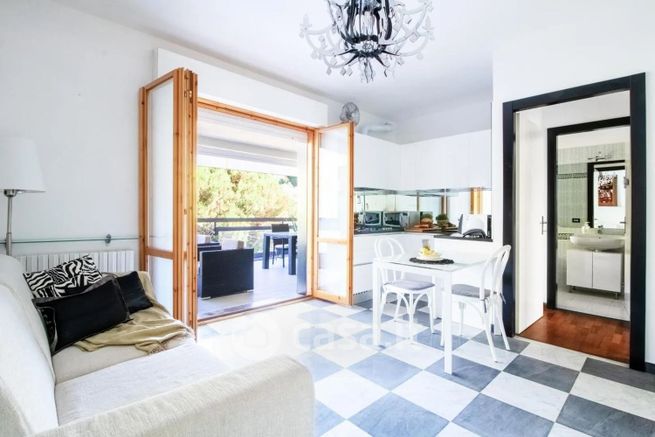 Appartamento in residenziale in Via Lino Perissinotti 19