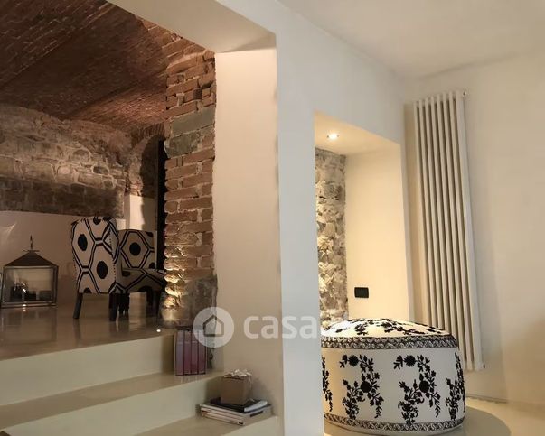 Casa indipendente in residenziale in Via F. Falorsi