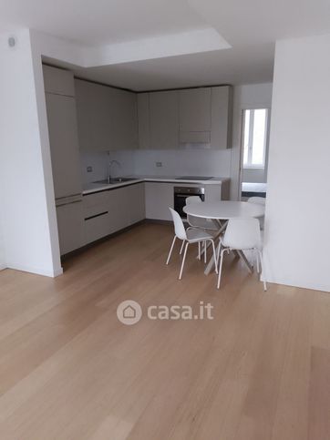 Appartamento in residenziale in Via Andrea Solari