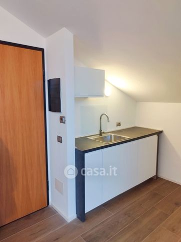 Appartamento in residenziale in Via Giacomo Puccini 24