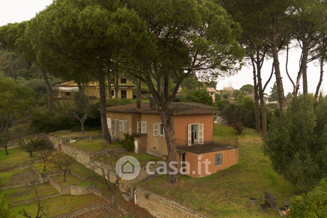 Villa in residenziale in Valle Yoro