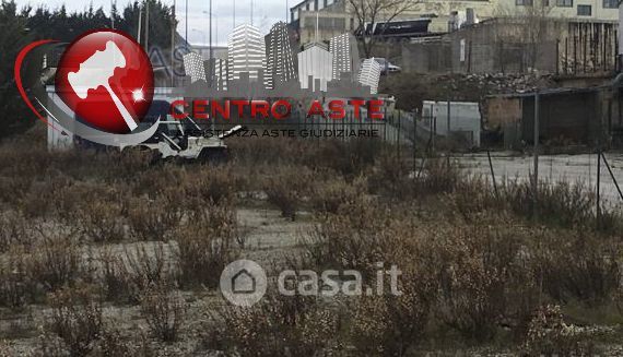 Terreno agricolo in commerciale in Corso Italia