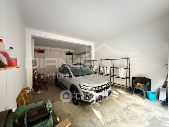 Box/posto auto in residenziale in Via Roma 94A