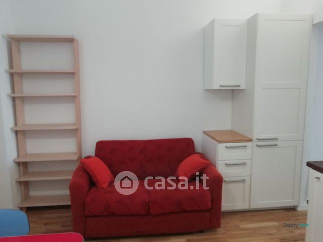 Appartamento in residenziale in Via Riva di Trento