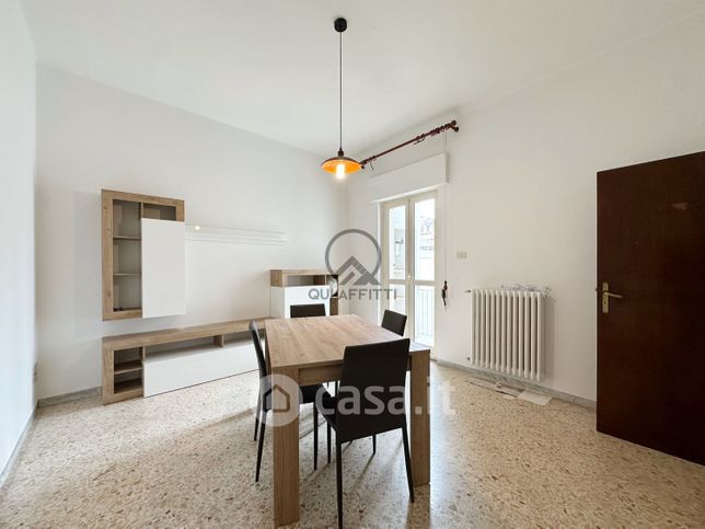 Appartamento in residenziale in Via Bari 37