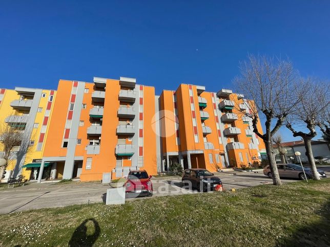 Appartamento in residenziale in Strada Nazionale Adriatica Sud 399