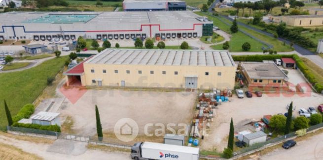 Capannone in commerciale in LocalitÃ  paduni