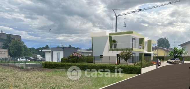 Casa bi/trifamiliare in residenziale in Via del Carso